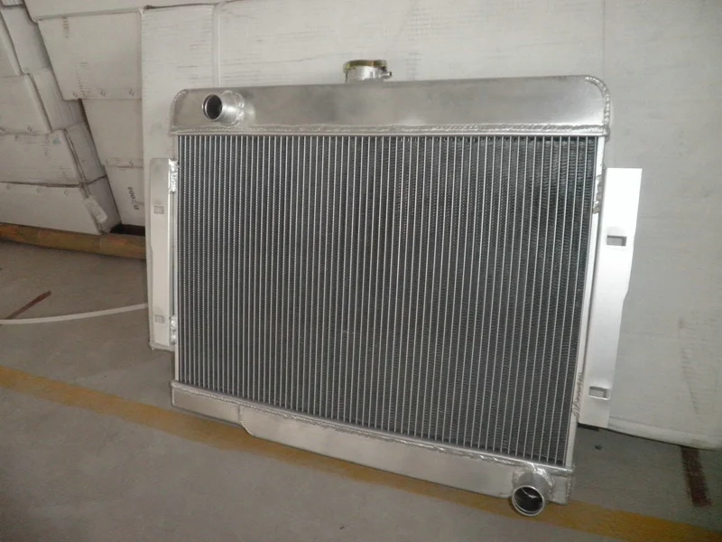 aluminum cooling radiator for Jeep CJ,CJ5,CJ7 V8 Conversio 1972-1986 AT//MT