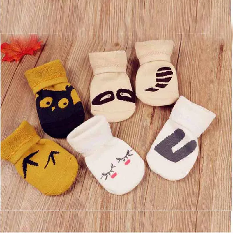 Baby boy/girls accessories asymmetry floor socks baby boys and girls Socksip cotton cartoon baby warm thick socks New Born