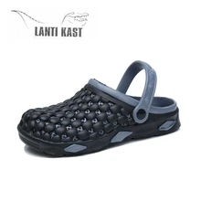 Мужские Пляжные шлепанцы с дырками; новые летние сандалии; Вьетнамки; Модные дышащие мужские сандалии для рыбалки; Aqua Sandalias