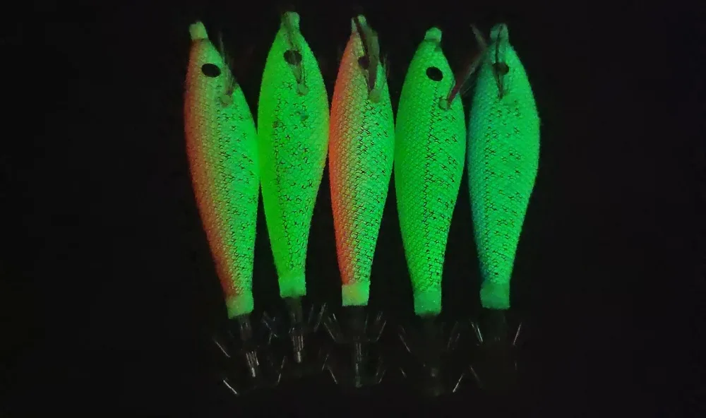 5 шт. 10 см 3D глаза кальмаров крючок 5 цветов Светящиеся кальмары Джиги искусственные деревянные креветки осьминог рыболовные приманки