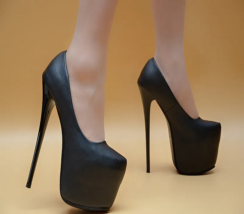 Женские туфли на очень высоком каблуке; Туфли на платформе из водонепроницаемого материала; пикантные черные туфли на высоком каблуке 17 см в европейском и американском стиле для ночного клуба; hnj78