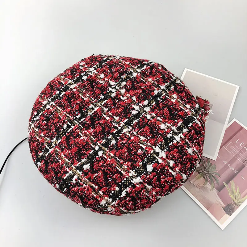 

Plaid Winter Warmer Beret Female Fashion Artist Hat Warm Wool Thicken Berets Painter Caps H3