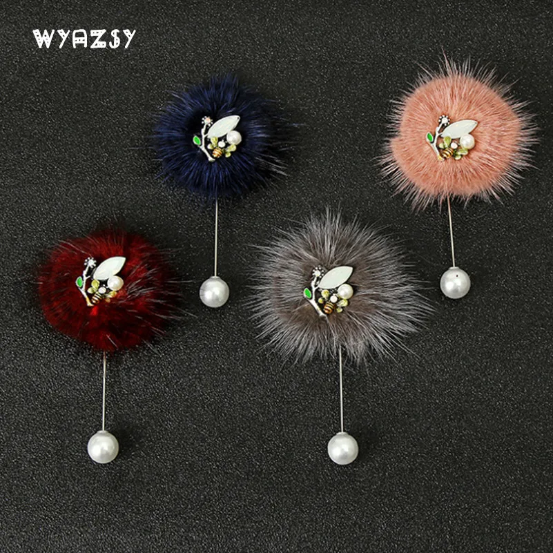 

Women Wedding Accessories Mink Fur Flower Pearl Shell Crystal Boutonniere Lapel Pin Brooches Groom Groomsmen Engagement Gifts