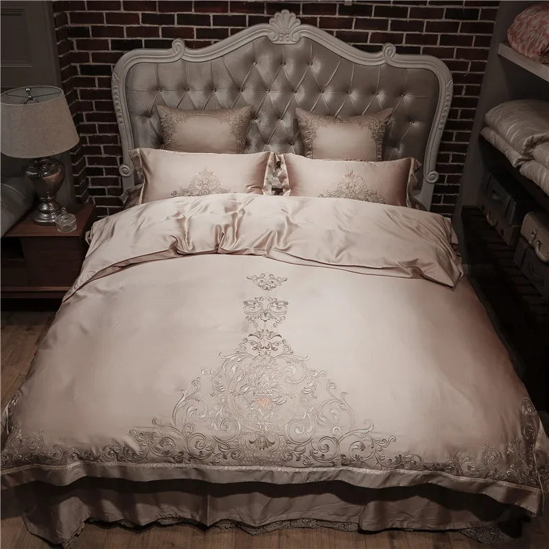 Комплект постельного белья из 4/6 предметов с серой золотой вышивкой|royal bedding|king size