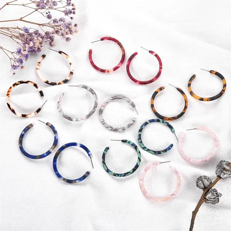 

New Arrival Trendy Bohemian Earrings Tortoiseshell Round C Stud Earrings Resin Round Earring Woman Elegant Design Jewelry