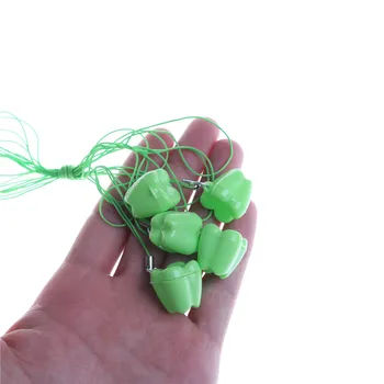 

10PCS Mini Plastic Baby Teeth Case Milk Teeth Box Deciduous Flower Shape Holer
