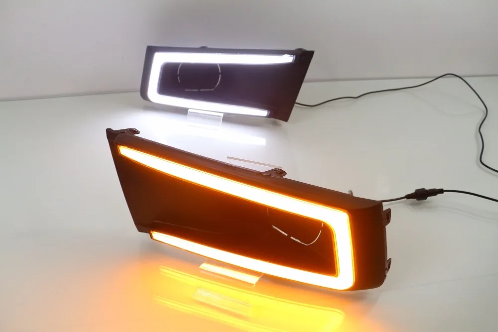 

Turn Signal 12V Car LED DRL Daytime Running Lights With Fog Lamp Cover For SUZUKI VITARA BREZZA 2015 2016 2017
