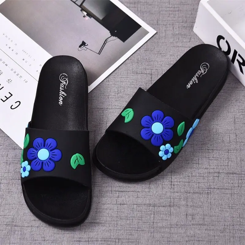 

Summer Women Slippers Cute Floral Indoor Bathroom Soft Slipper Slides Slippers Designer Flip Flops Soft Shoes S0718