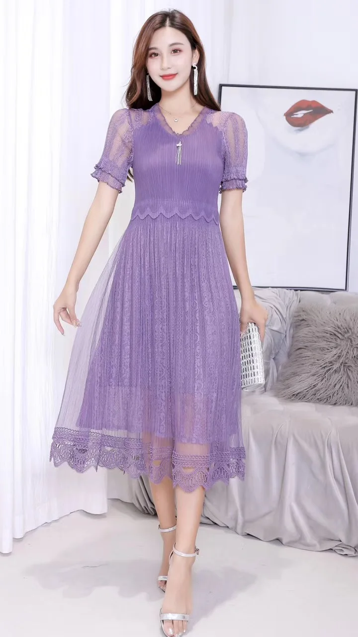 Original Design High-Quality Pleated Dress Sexy V-neck Pure Color Elastic Women's Slim Dress with Short Sleeves Pleated Dress