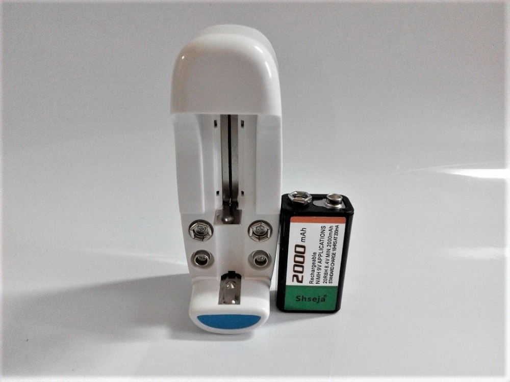 

1PCS SHSEJA 2000mAh 9V rechargeable battery NiMH battery + universal 9v aa aaa 18650 cr123a battery charger
