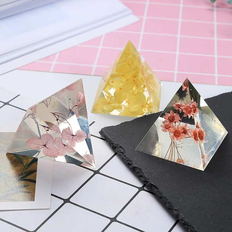 

1 Pc 20/30/40/50/60mm Pyramid DIY Pendant Liquid Silicone Mold Dry Flower Resin Jewelry Pendant Mold Handmade Decoration Tools