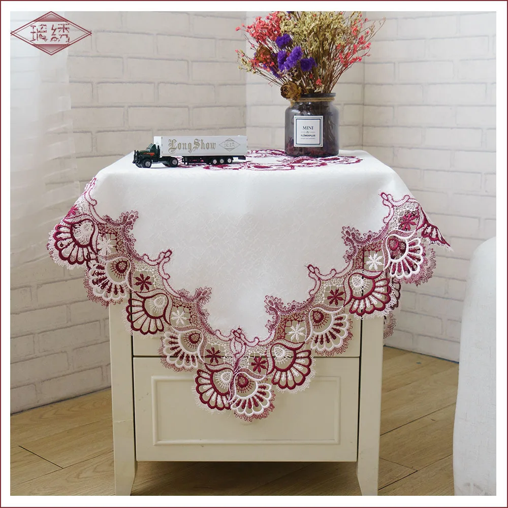 

European White Thick Jacquard Hollow Tablecloths Refrigerator Coffee Table TV Cabinet Lace Tablecloth Cover Towel Home Fabric
