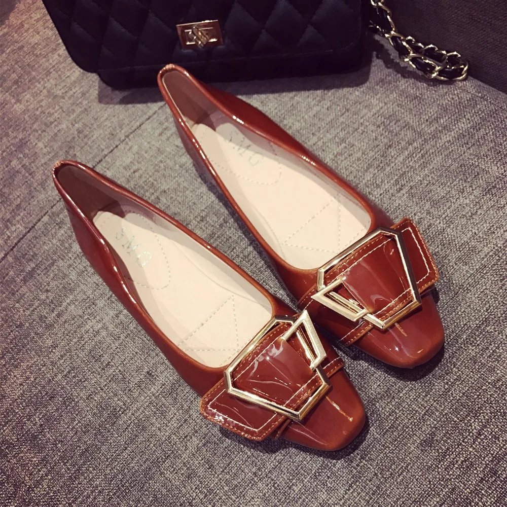 womens stylish flat shoes