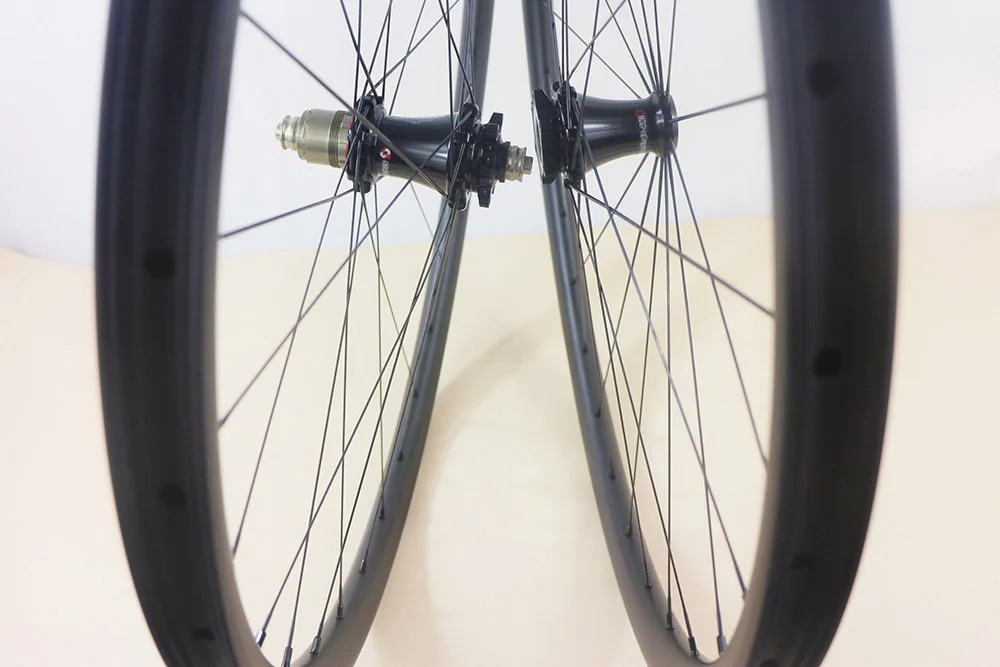 1035 г 27,5 er Углеродные колеса XC гравий MTB велосипед 650B Extralight 28 спиц прямой вытянутый диск втулка для левшей 29er