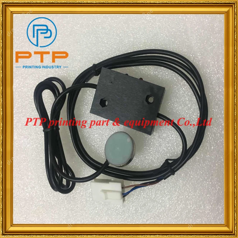 

1pcs/bag Free shipping G2.122.1311/04B for Heidelberg machine sensor heidelberg photocell sensor CAPAC SWIT PROX G2.122.1311