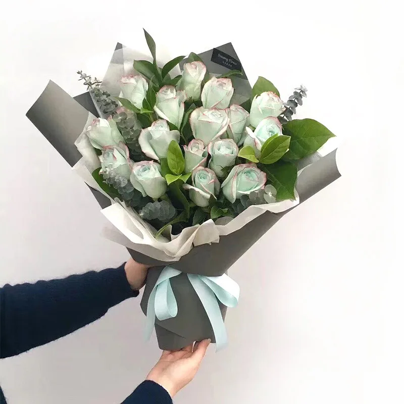 10794287700_921441075