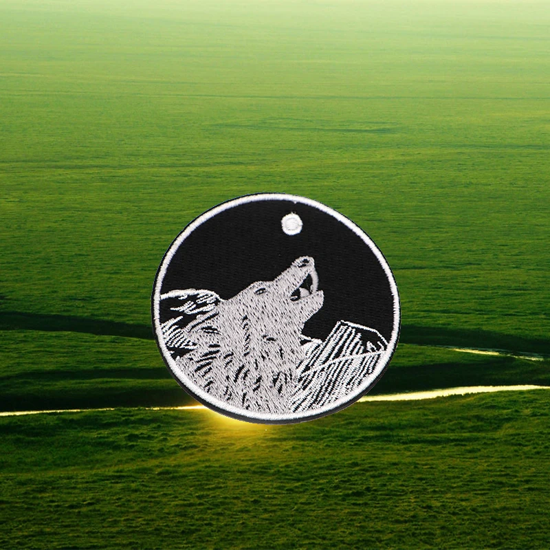 

2pcs/lot Moon Wolf Prairie Guardian Embroidery Patch for Clothes Iron on Applique Diy Accessorie Black and White Armband SC4052