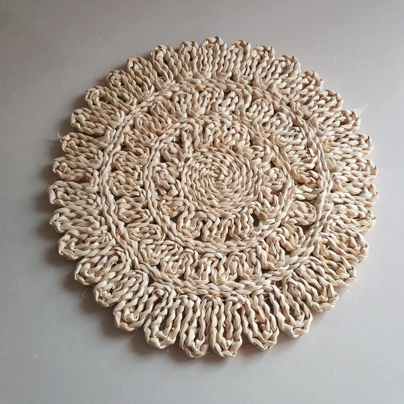 

2pcs Round Straw Placemat For Dinning Table Placemats Handmade Stitch Natural Corn Coasters Table Accessories