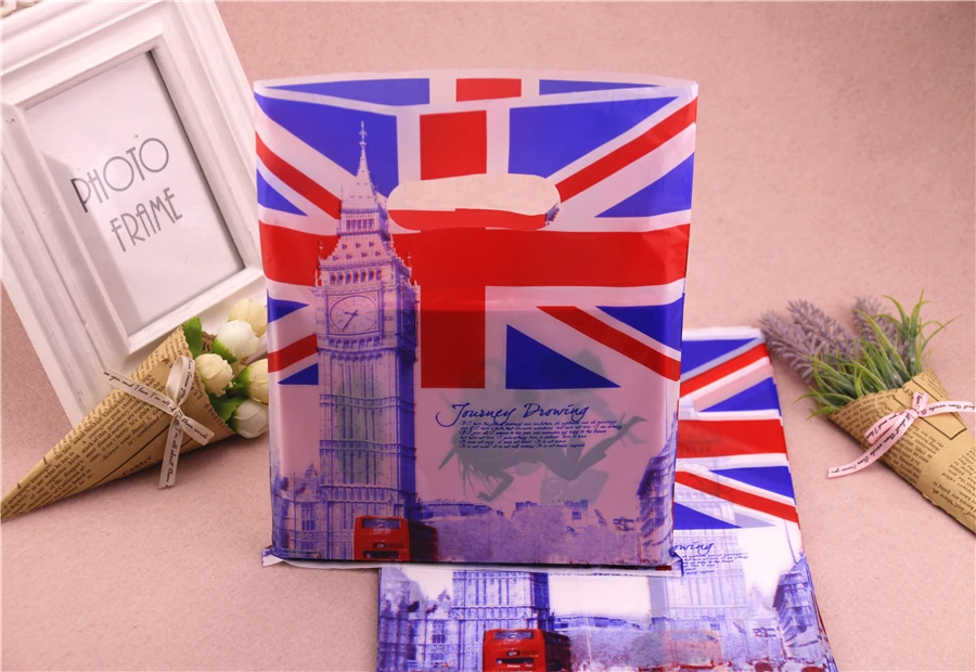 Gift bags (33)