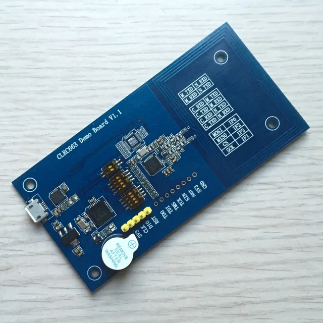 Special Offers DEMO CLRC663 board to support the serial port, IIC, SPI and the official script software, onboard LPC1114