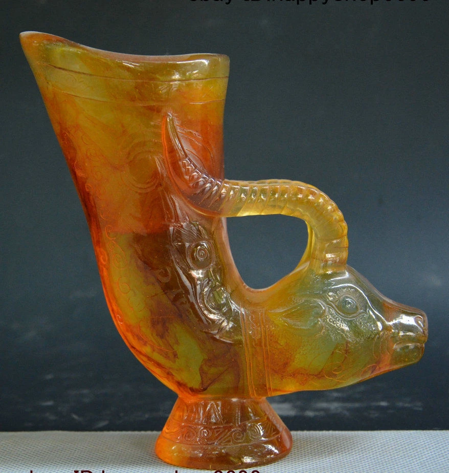 

Old Chinese Amber Hand-Carved Sheep Goat Beast Head Angle Of cup horn Cup Statue