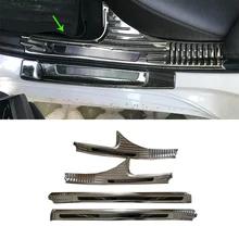 Accessori Per auto Decorazione Esterna In Acciaio Inox Posteriore Interna del Davanzale Del Portello Del Piatto Dello Scuff Soglia Piastra di Copertura Per Toyota Camry 2018