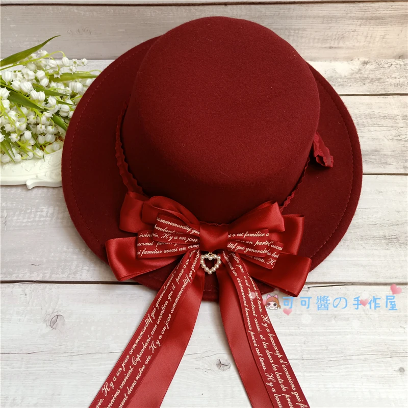 Одежда Лолиты шляпа, Прекрасный имитация шерстяной берет Плоский Вдоль шляпы бантом украшения Англии - Цвет: Wine red
