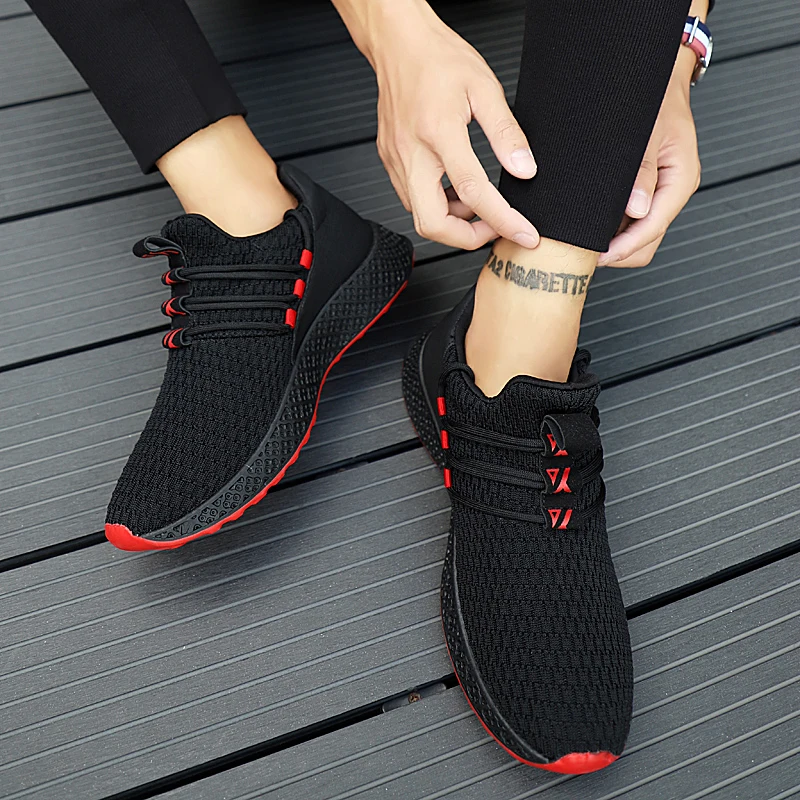 Новинка года; брендовая удобная модная легкая обувь; Sapatos; Высококачественная дышащая мужская повседневная обувь для отдыха