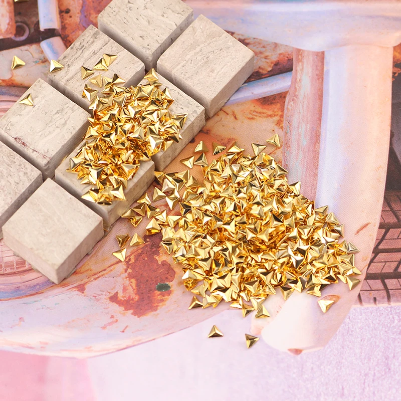 

Modelones 50Pcs/Pack Diamond Rhinestone Nail Art Decoration Metal Alloy Rivets Decor Leaf Triangle Pattern Nail Glitter