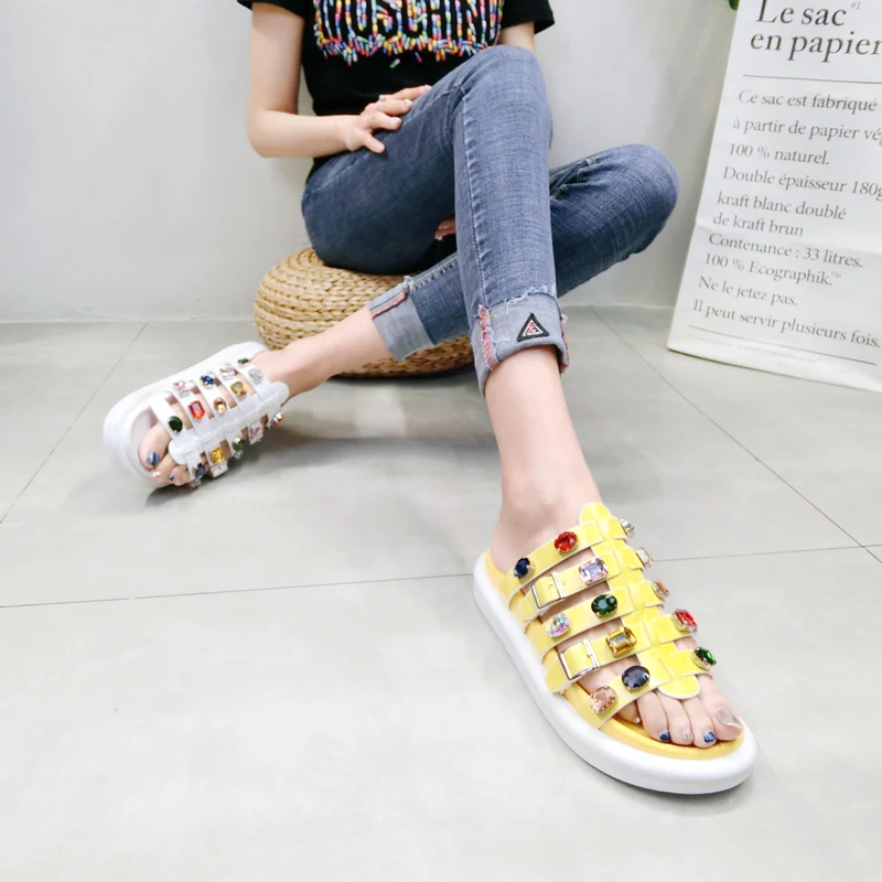 

Summer New Women Slides Shoes Fashion Crystal Platform Beach Slippers 2019 New Slippers Casual Sandals