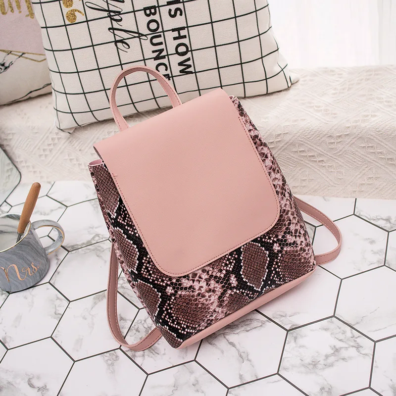 

2019 Spring And Autumn New Korean Version Of The Wild Retro Comfortable Portable Snake Pattern Women's Small Backpack