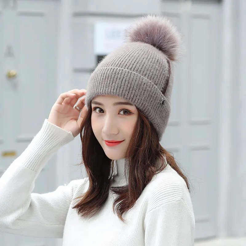 black ladies winter hat