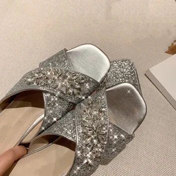

Bling Crystal Women Wedding Slippers Cross Sequins Open Toe Summer Sandals Rhinestone Fashion Ladies Flats Beach Sandal New 2019