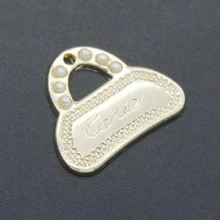 Логотип на заказ торговая марка одежды металлическая тисненая этикетка для одежды маленькая торговая марка для сумок 1,5*2 см багажные Пришивные бирки