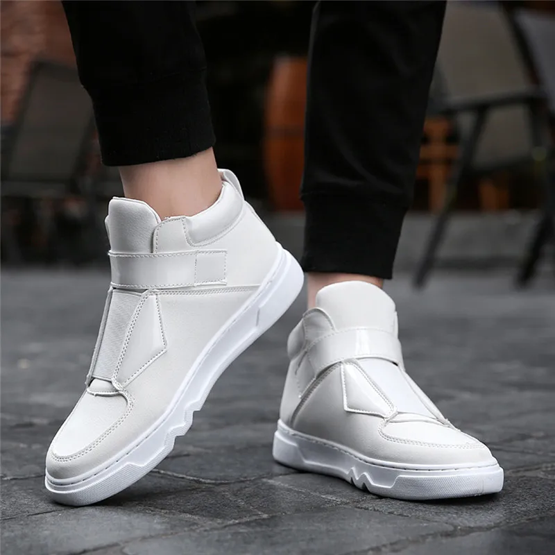 

Fashion Men Casual Shoes High Top Non-Slip Casual Shoes For Men Boots Warm Boot High Top Sneakers Men Footwear Male Sneakers