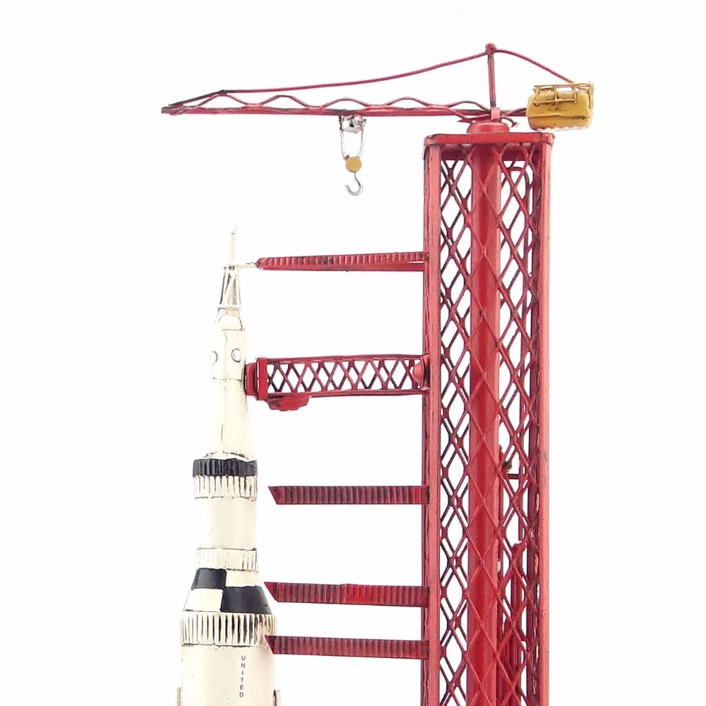 Kopen Maken Oude Ambacht Modellen door Hand Model Appollo Saturn vijf rocket retro klassieke smeden metalen ambachten model RAKET