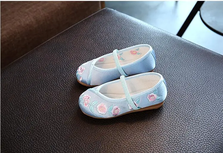 Милая Детская тканевая повседневная обувь для девочек, обувь с вышивкой, осень 2019, обувь на плоской подошве в китайском стиле для девочек