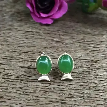 

Natural yu earrings May there be surpluses every year. 925 silver inlay