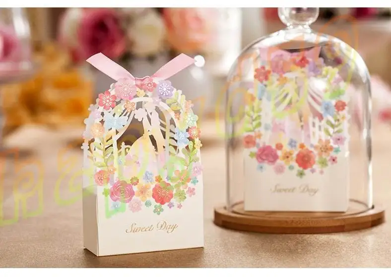 

1600pcs Romantic Wedding Gift Box Elegant Luxury Decoration Flower Bride Laser Cut Party Sweet Favors Wedding Paper Candy Box