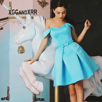 

Light Blue Short Homecoming Dress 2019 Sweetheart Off Shoulder Ruched Mini Prom Dress Sky Blue Satin Party Gown Bow Belt