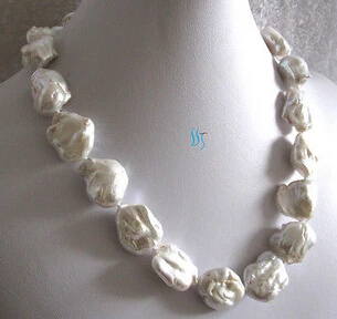 

Jewelr 005941 White Ding Mussels Nuclear Freshwater Pearl Necklace