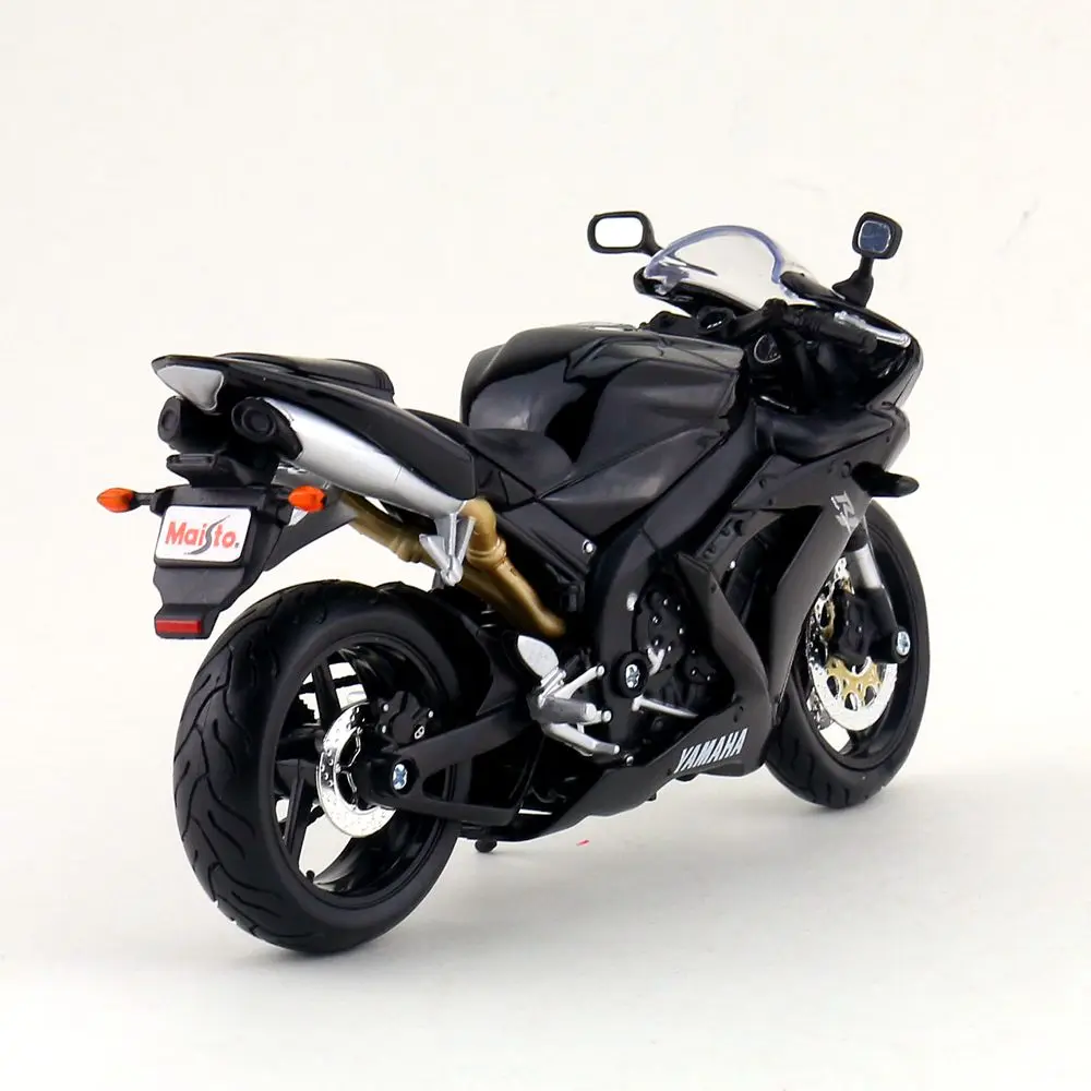 Yamaha YZF-R1 (8)