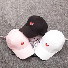 Повседневная весенне-летняя бейсбольная Кепка унисекс с вышитым сердцем в стиле хип-хоп, регулируемая повязка