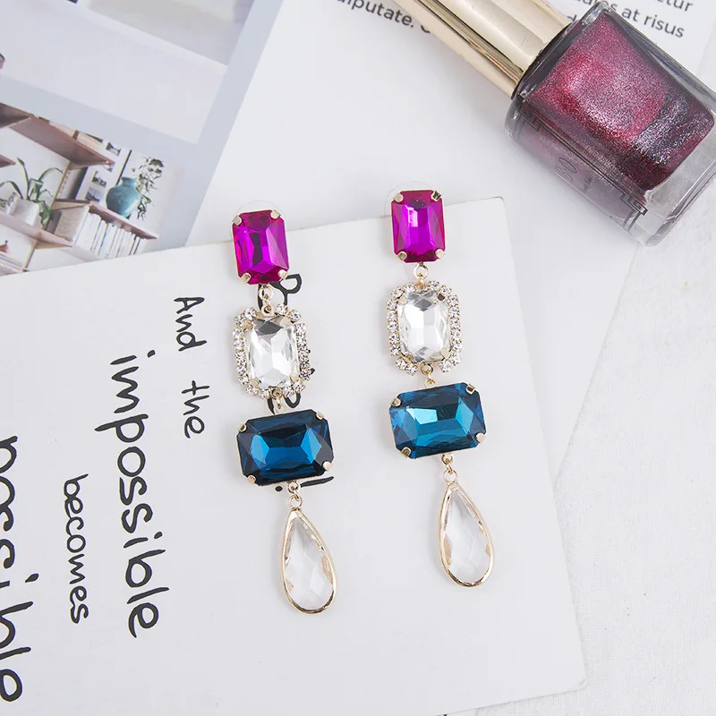

Classic Crystal Geometric Women Dangle Earrings Powder Green Droplets Tassel Earrings Bohemian Drop Earrings Jewelry Earrings