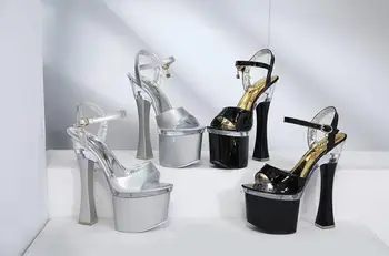 

3 Color 2019 New Shoes Woman Sandals Slippers Female Models Sandals Plastic Hollow Soft Sandals Nurse Summer Hole Shoes