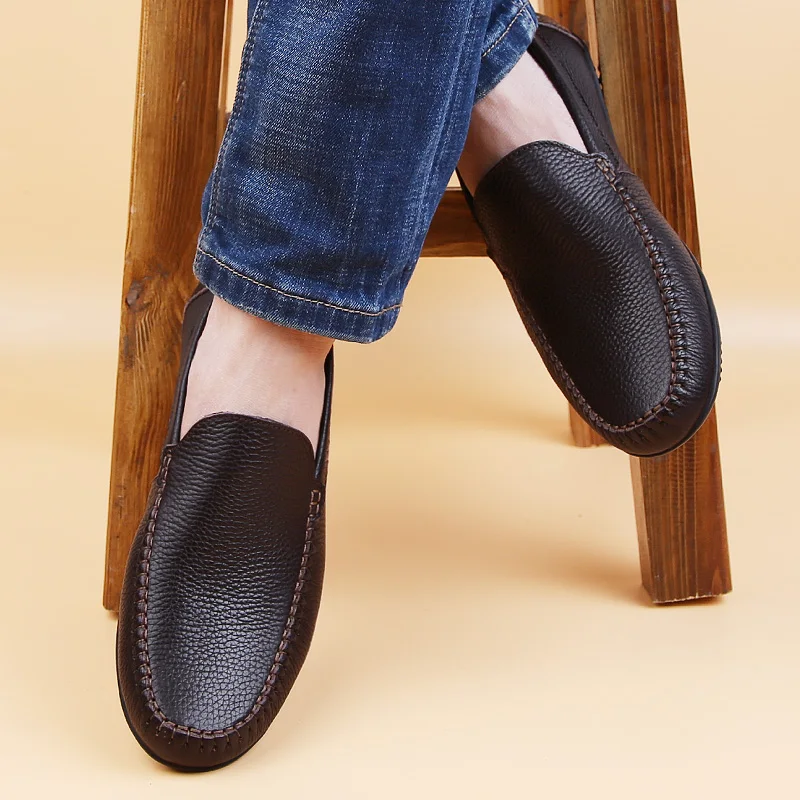 Мужские лоферы; кожаные повседневные Мягкие Мокасины высокого качества без шнуровки; Мужская обувь из натуральной кожи на плоской подошве; модные кроссовки для вождения размера плюс