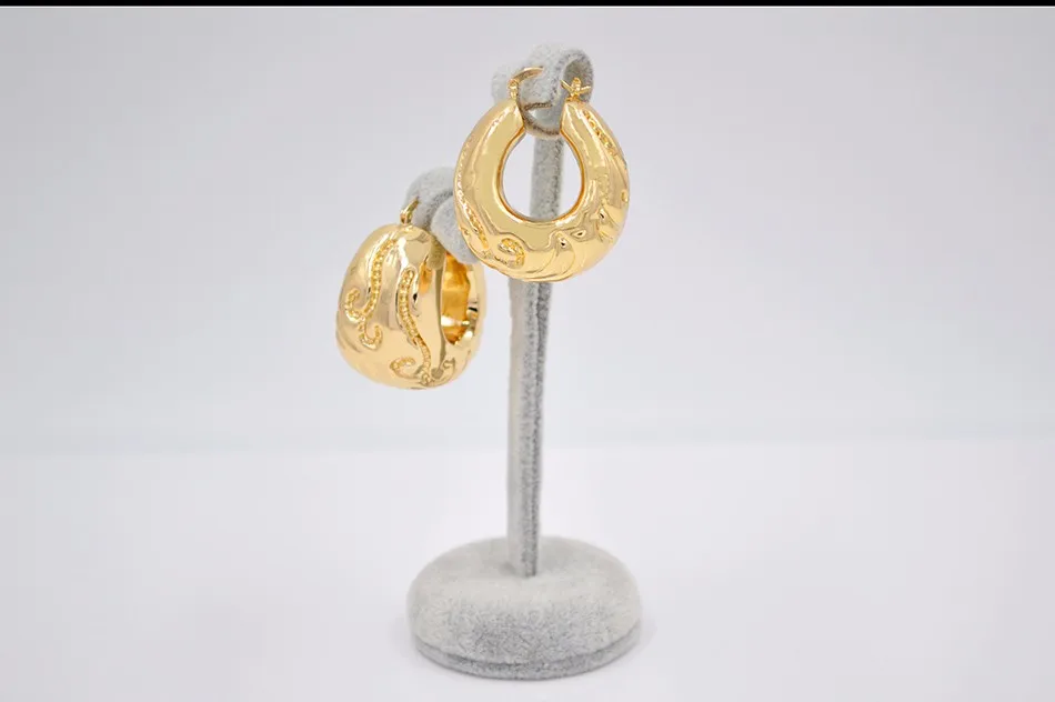Jewelry sets (3)
