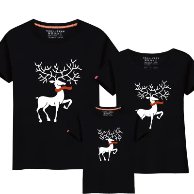 

Christmas Mom Daughter Clothes Father Son Matching Clothing Family Look Family Clothing Dad Mom Boy T-Shirt Cartoon Milu Deer