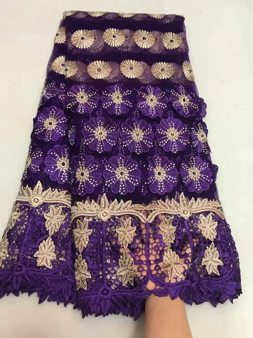 

2018 Latest French Nigerian Laces Fabrics High Quality African Laces Fabric French Tulle Lace Material For Wedding