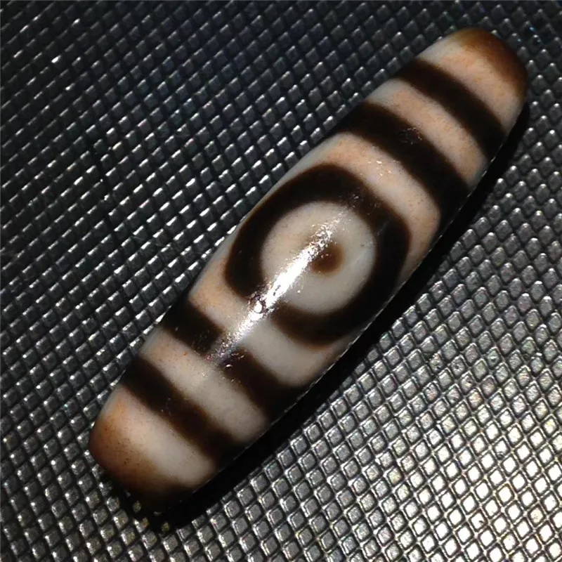 

181101-1 High Qaulitied 3Eyes Natural Agate with Cinnabar dots Tibetan Dzi Ji Beads Powerful Amulet Collectible Real Tibet Beads